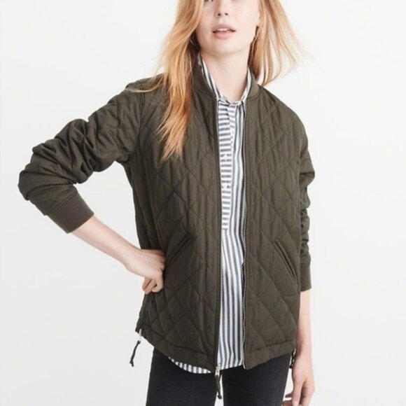 ABERCROMBIE & FITCH Quilted Reversible Bomber Jacket, Women’s Medium - Picture 1 of 11